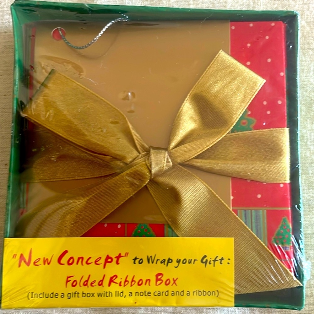 Christmas Gift Box Set - Includes Gift Box With Lid, Note Card & Ribbon